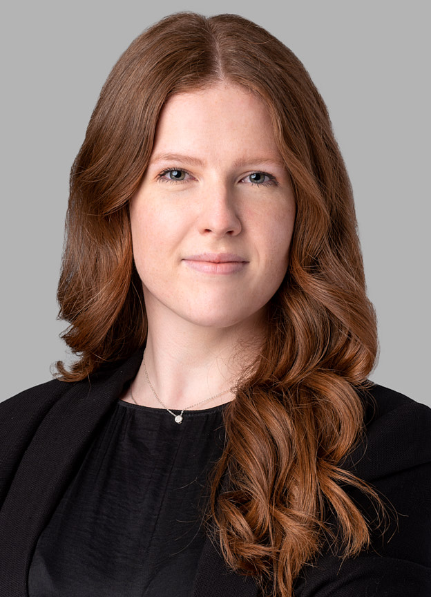 Courtney Thomson, Business Immigration Paralegal