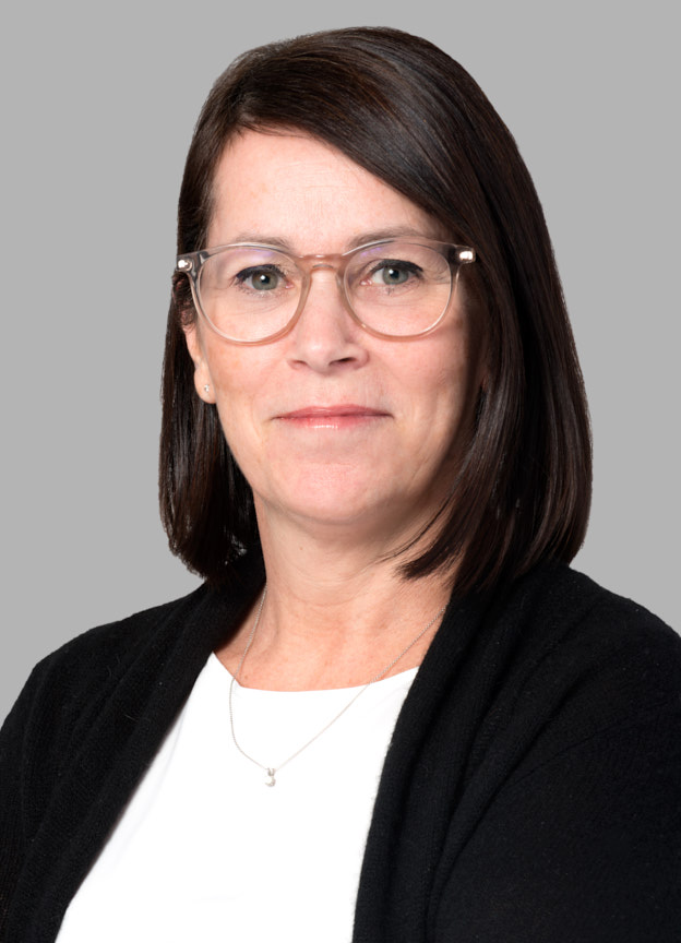 Julie Tremblay, Financial Services and Real Estate Paralegal